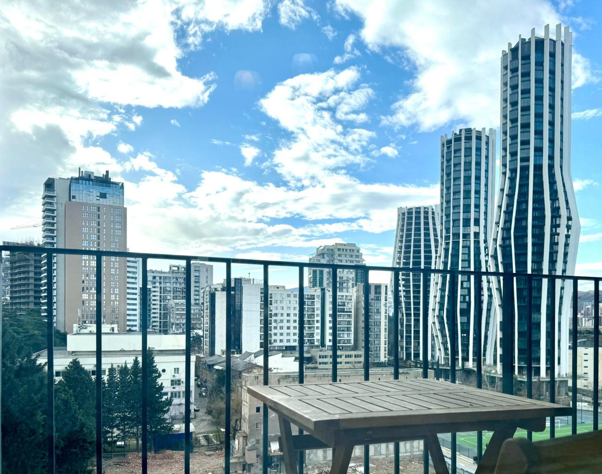 Full Comfort Apartment At Chavchavadze Тбілісі Екстер'єр фото